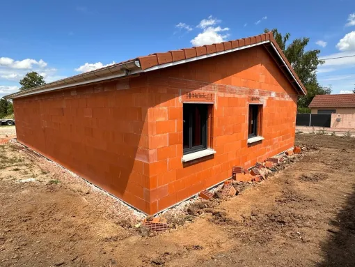 Construction d’une maison plain-pied : votre projet confié à une entreprise de maçonnerie proche de Roanne, proche de Roanne, BOURNEZ GUILLOT