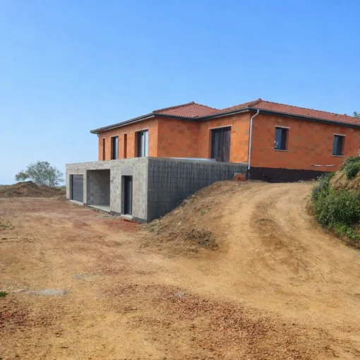 Entreprise de maçonnerie à Roanne : Bournez-Guillot, votre maçon local, proche de Roanne, BOURNEZ GUILLOT