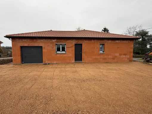 Construction de maison neuve à Roanne : un projet réalisé par Bournez-Guillot Maçonnerie, proche de Roanne, BOURNEZ GUILLOT